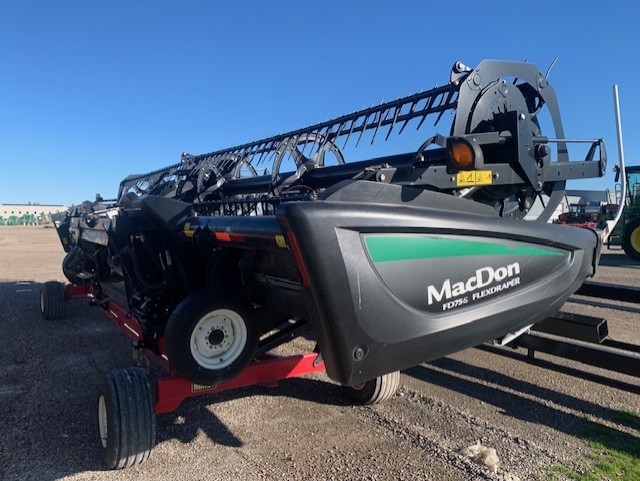 2015 MACDON FD75-30 DRAPER HEAD PACKAGE WITH HEADER CART