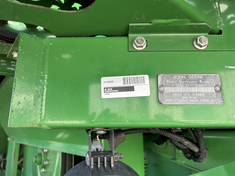 2014 JOHN DEERE S670 COMBINE