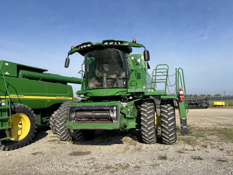 2014 JOHN DEERE S670 COMBINE