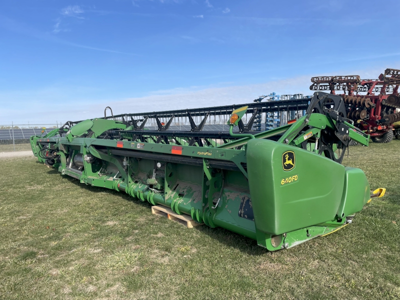 2014 JOHN DEERE 640FD DRAPER HEAD