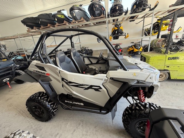 Side-by-Side/Utility Vehicle  2023 POLARIS RZR TRAIL S 1000 ULTIMATE SIDE BY SIDE Photo