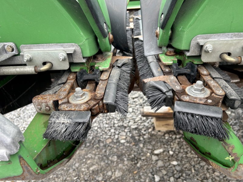 2013 JOHN DEERE 608C STALKMASTER CHOPPING CORN HEAD