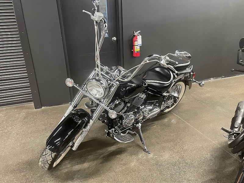 2014 YAMAHA V-STAR 650 MOTORCYCLE