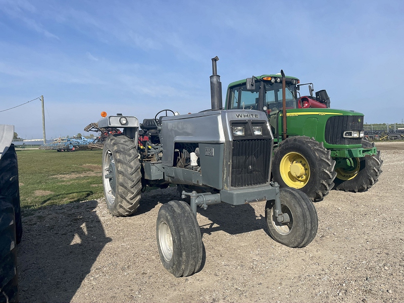 1981 AGCO WHITE 2-70 TRACTOR
