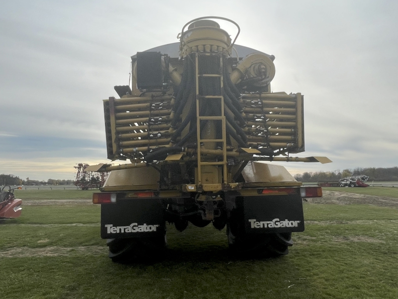 2015 TERRAGATOR TG 9300B FERTILIZER SPREADER