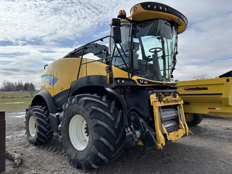 2018 NEW HOLLAND FR550 FORAGE HARVESTER