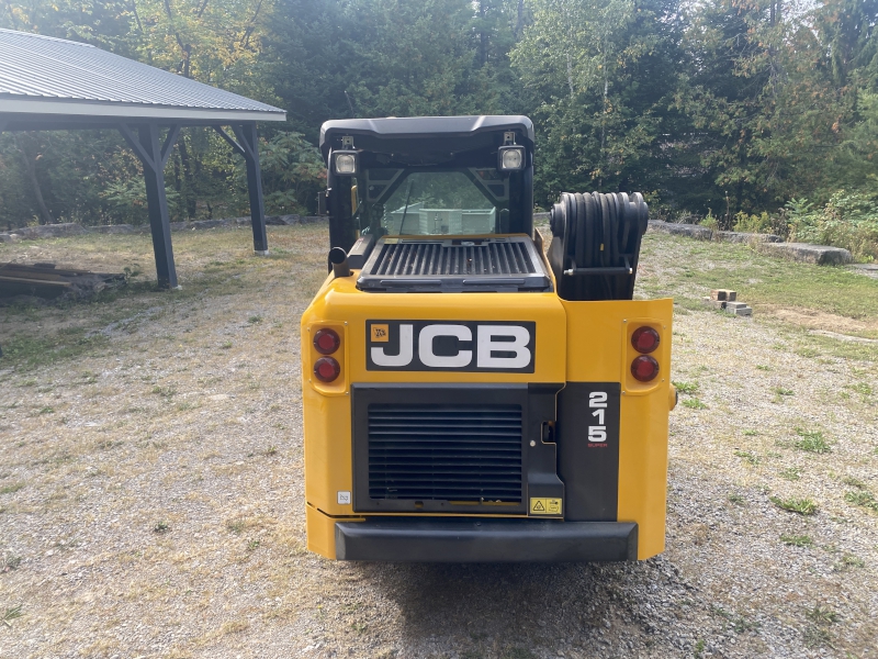 2021 JCB 215W SKIDSTEER