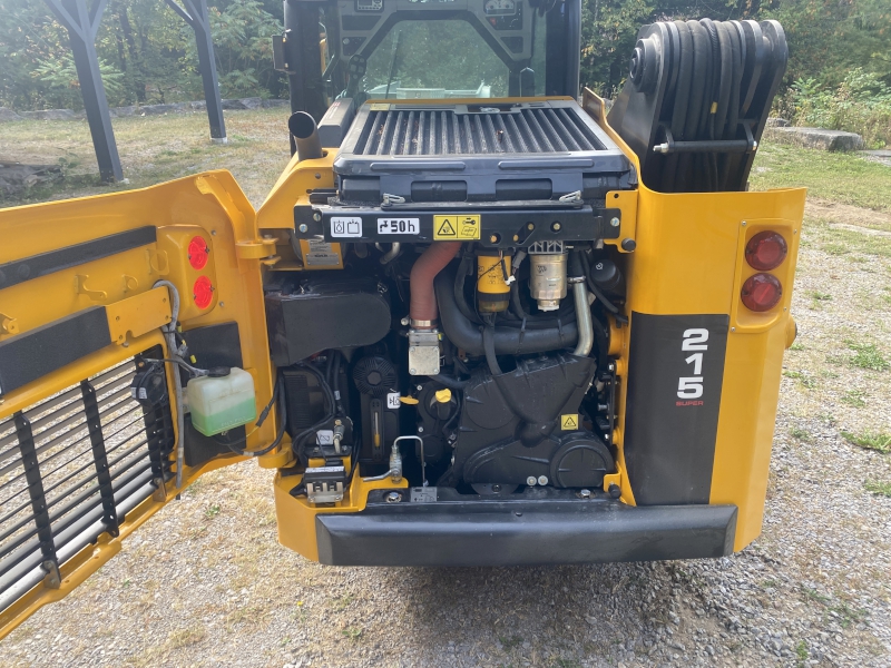 2021 JCB 215W SKIDSTEER