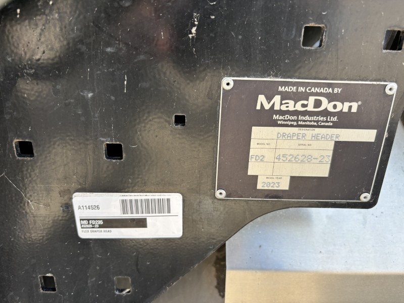 2023 MACDON FD235 FLEX DRAPER HEAD