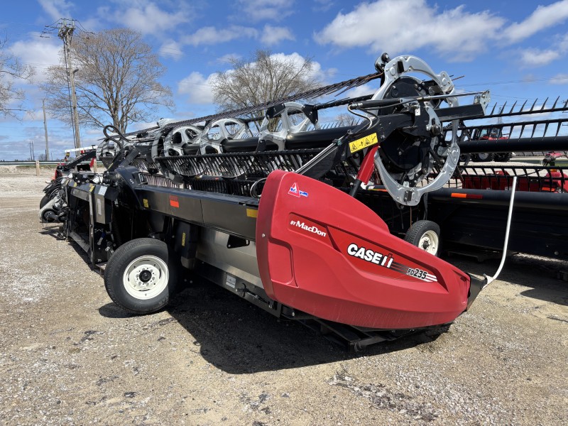 2023 MACDON FD235 FLEX DRAPER HEAD