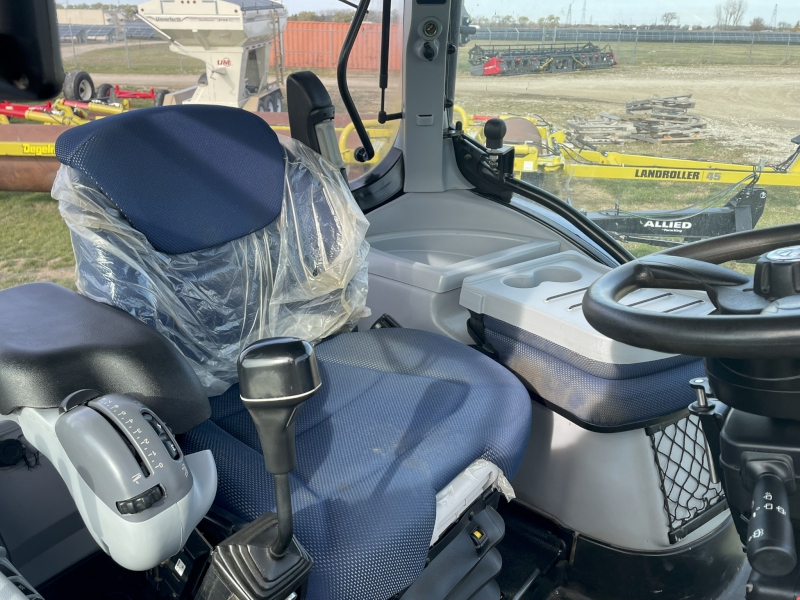 2022 NEW HOLLAND T6.160 EC TRACTOR WITH LOADER