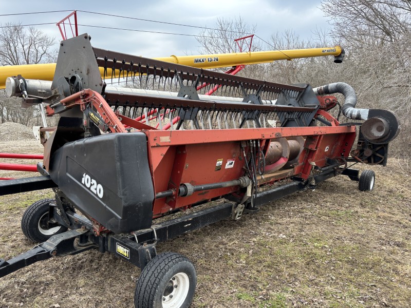 1989 CASE IH 1660 COMBINE PACKAGE WITH TWO HEADS AND CART