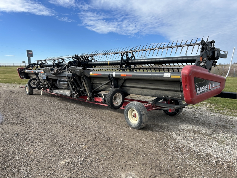 2008 CASE IH 2162-40 DRAPER HEAD AND CART PACKAGE