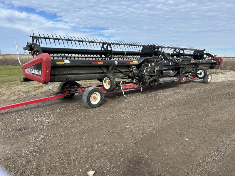 2008 CASE IH 2162-40 DRAPER HEAD AND CART PACKAGE