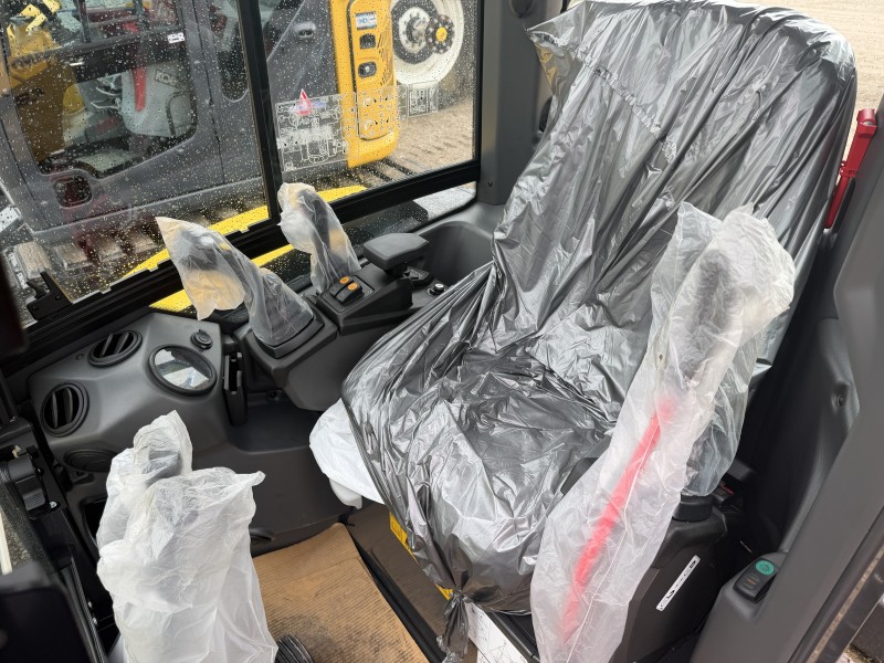 2026 NEW HOLLAND E38D MINI EXCAVATOR