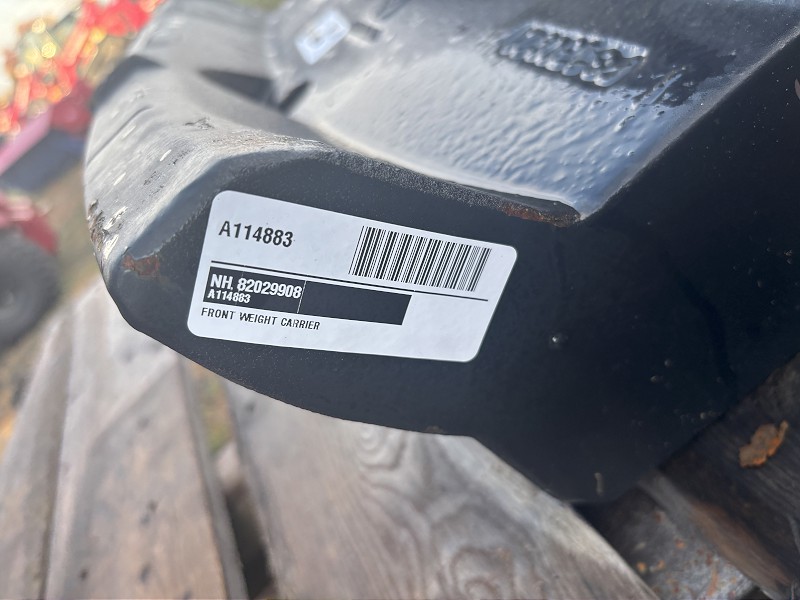 2022 CNH FRONT WEIGHT CARRIER - NH T6 AND CIH MAXUUM OR PUMA TRACTORS