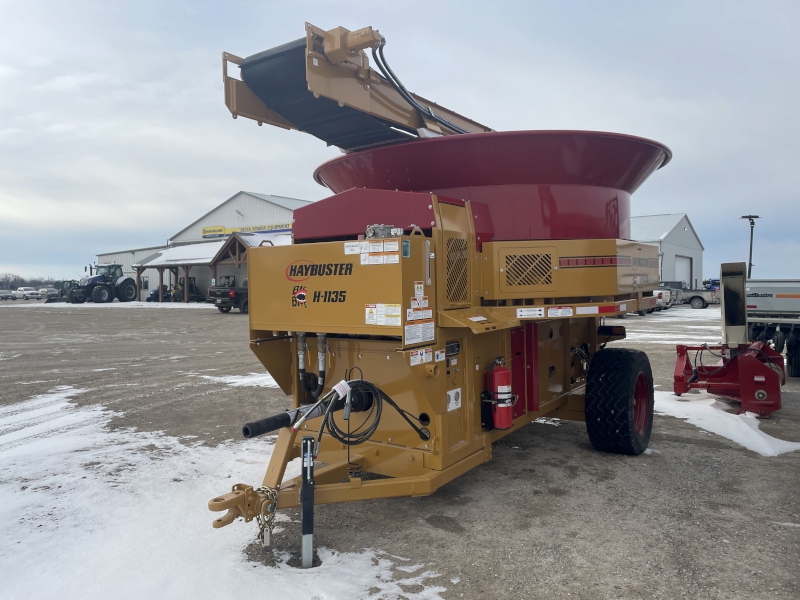 2025 HAYBUSTER H-1135 BIG BITE TUB GRINDER