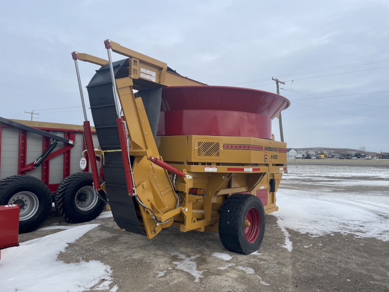 2025 HAYBUSTER H-1135 BIG BITE TUB GRINDER