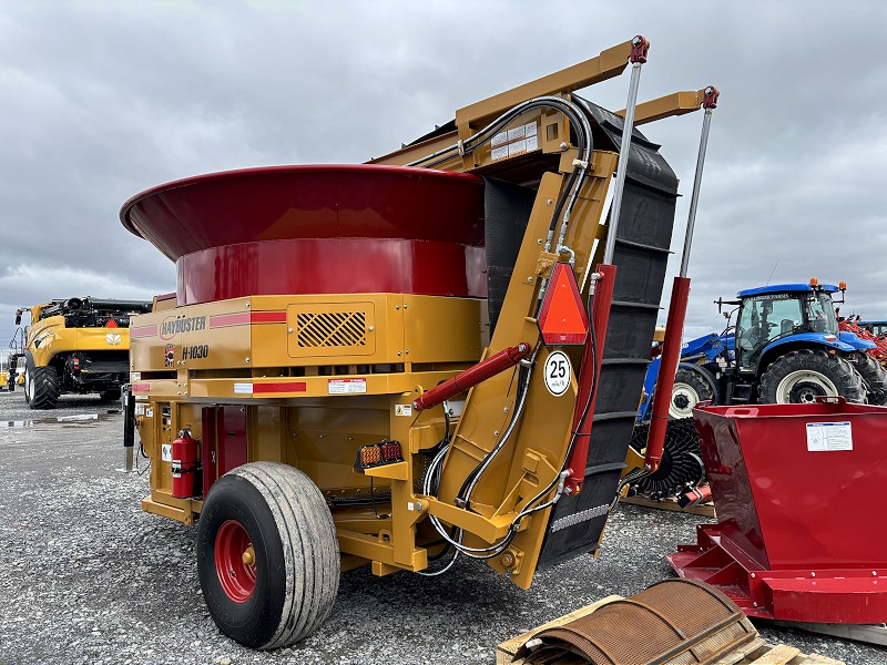 2025 HAYBUSTER H-1030 BIG BITE TUB GRINDER