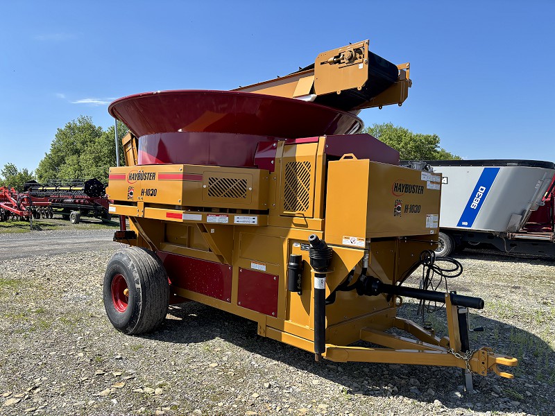 2025 HAYBUSTER H-1030 BIG BITE TUB GRINDER