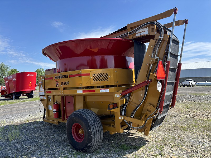 2025 HAYBUSTER H-1030 BIG BITE TUB GRINDER