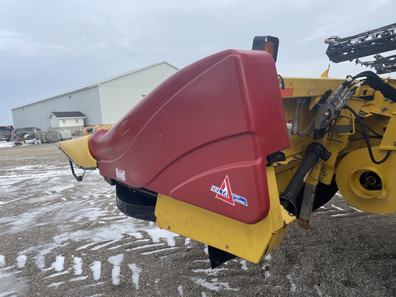 2012 NEW HOLLAND 99C-6R CORN HEAD