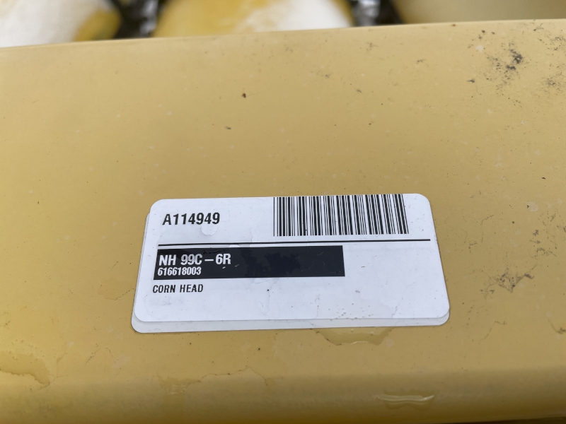 2012 NEW HOLLAND 99C-6R CORN HEAD