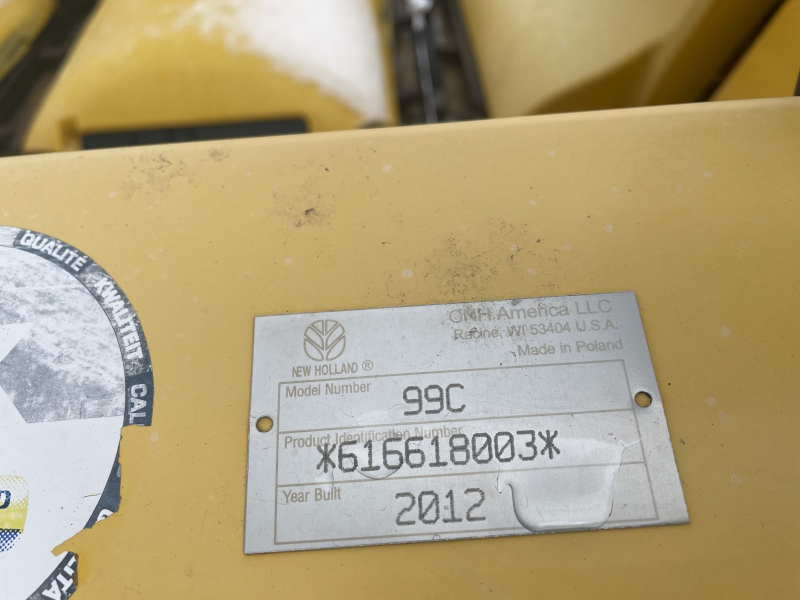 2012 NEW HOLLAND 99C-6R CORN HEAD