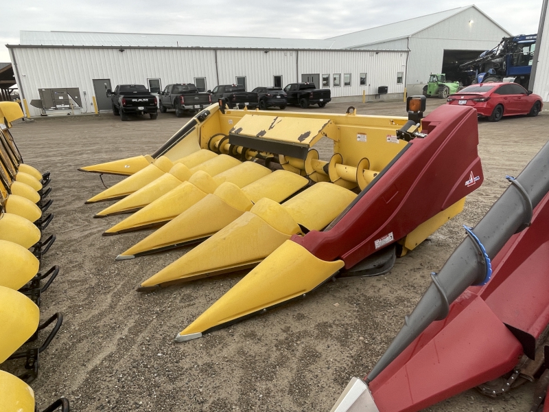 2012 NEW HOLLAND 99C-6R CORN HEAD