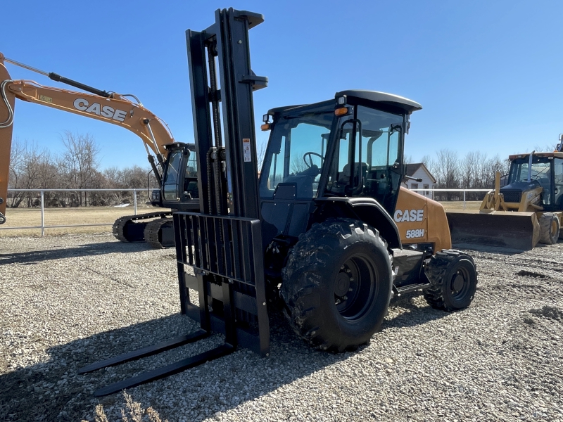 2026 CASE 588H ROUGH TERRAIN FORKLIFT