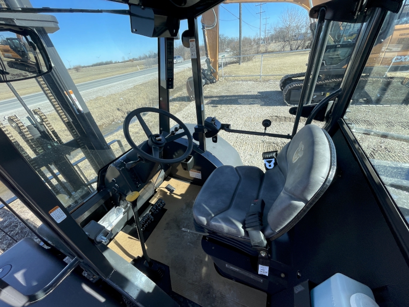 2026 CASE 588H ROUGH TERRAIN FORKLIFT