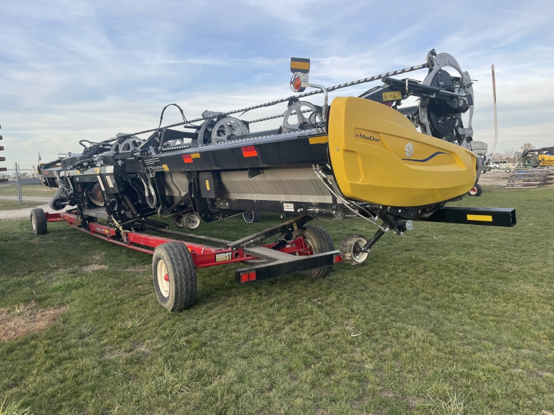 2023 MACDON FD245 DRAPER HEAD WITH CART