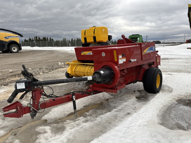 2022 NEW HOLLAND BC5070 SMALL SQUARE BALER