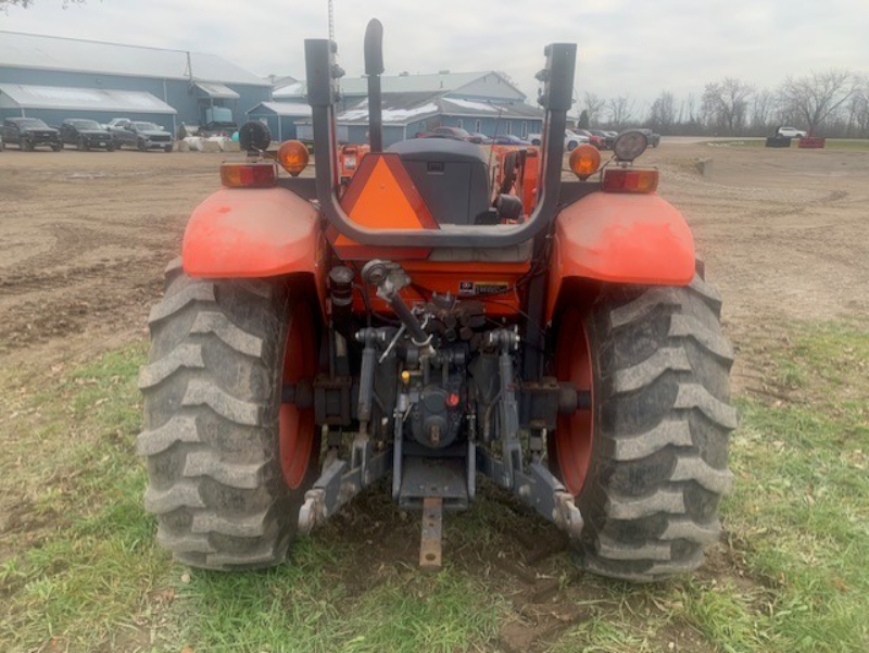 2013 KUBOTA M7060 TRACTOR WITH LOADER