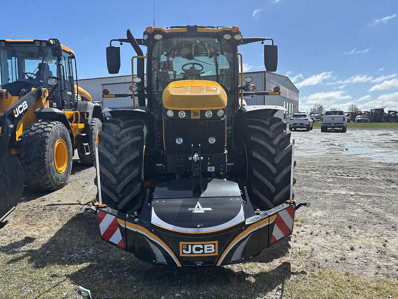2026 JCB 4220 FASTRAC iCON TRACTOR