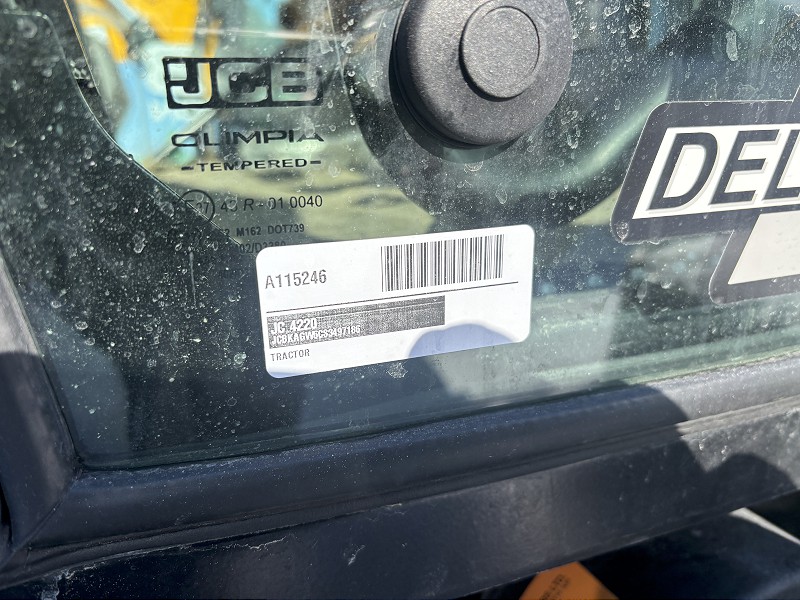 2026 JCB 4220 FASTRAC iCON TRACTOR