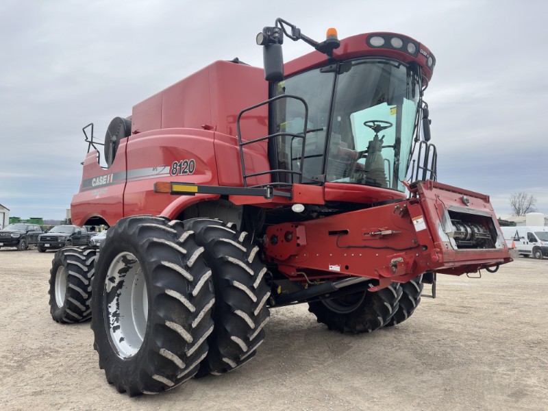 2010 CASE IH 8210 AXIAL FLOW COMBINE