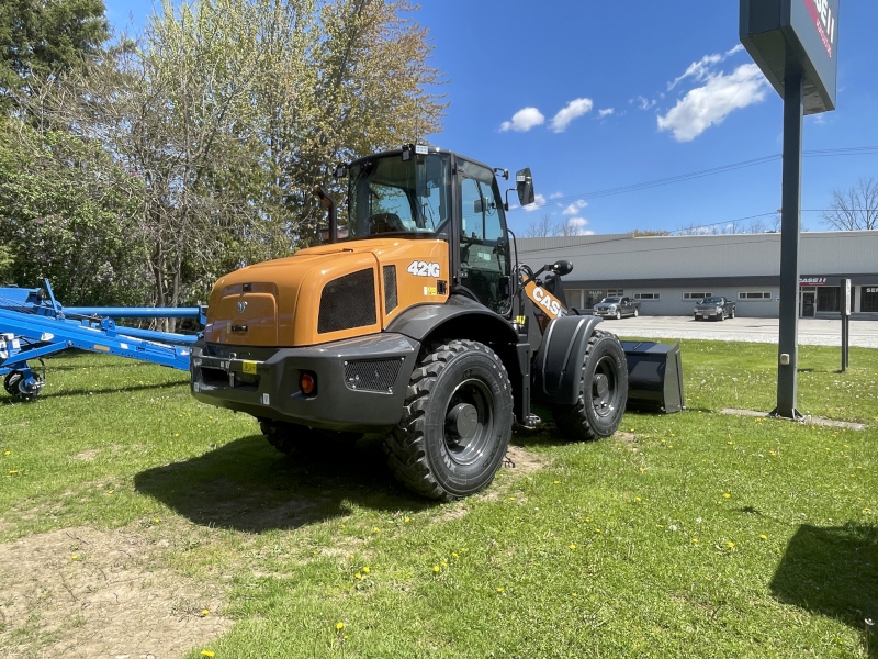 2026 CASE 421G Z-BAR COMPACT WHEEL LOADER