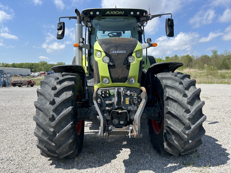 2017 CLAAS AXION 880 TRACTOR
