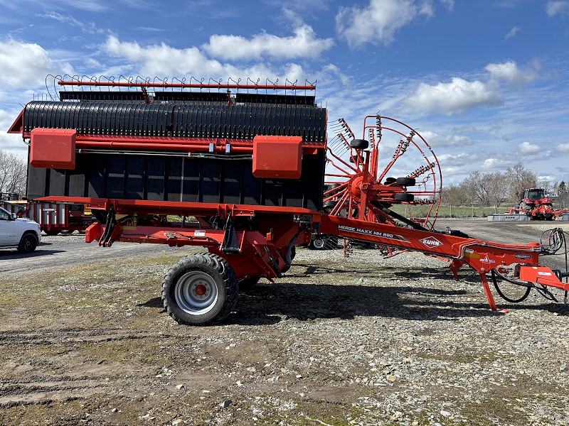 2026 KUHN MM890 MERGE MAXX WINDROW MERGER