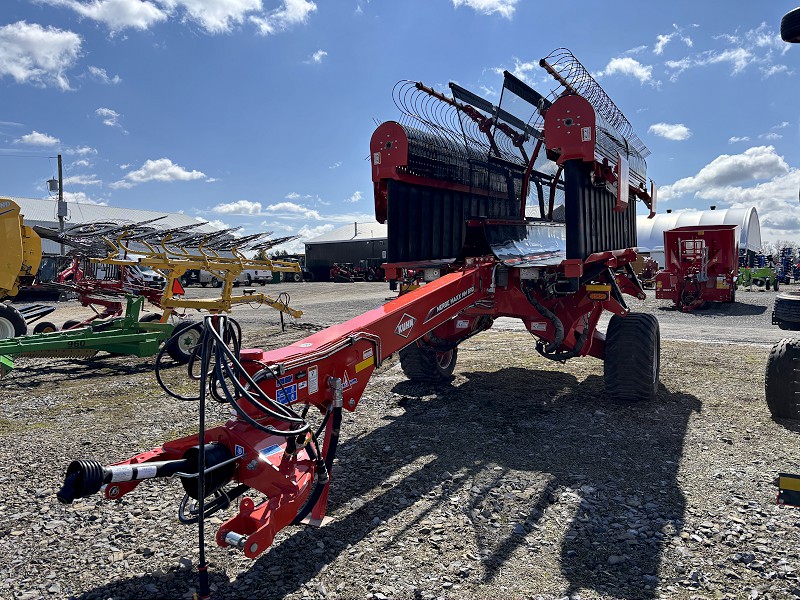 2026 KUHN MM890 MERGE MAXX WINDROW MERGER