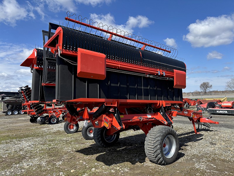 2026 KUHN MM890 MERGE MAXX WINDROW MERGER