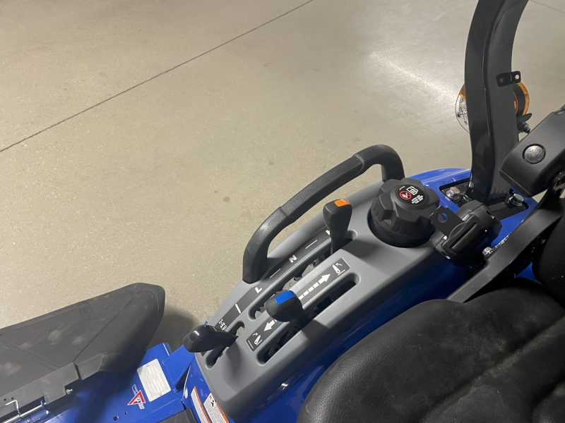 2026 NEW HOLLAND WORKMASTER 25S TRACTOR WITH MOWER