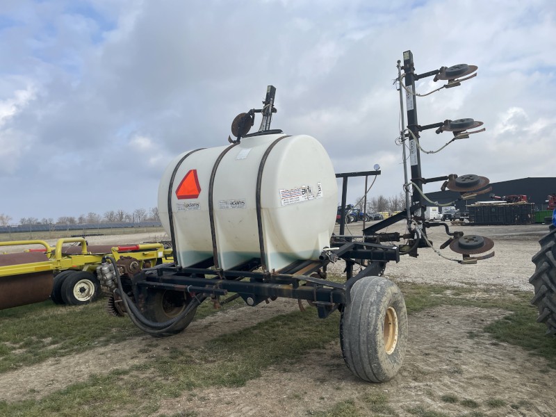 1995 ADAMS 11 SHANK APPLICATOR