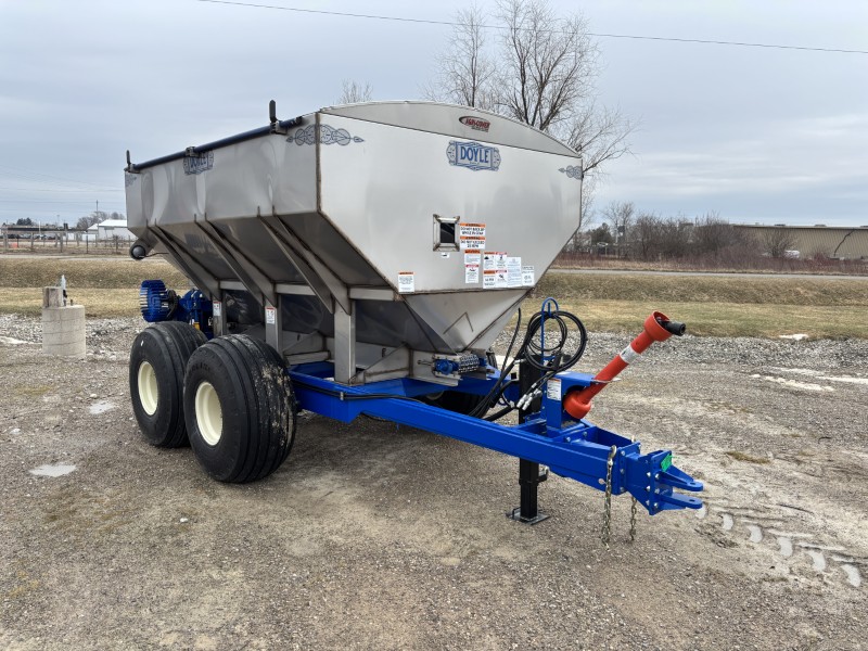 2026 DOYLE 8 TON PULL TYPE FERTILIZER ONLY SPREADER