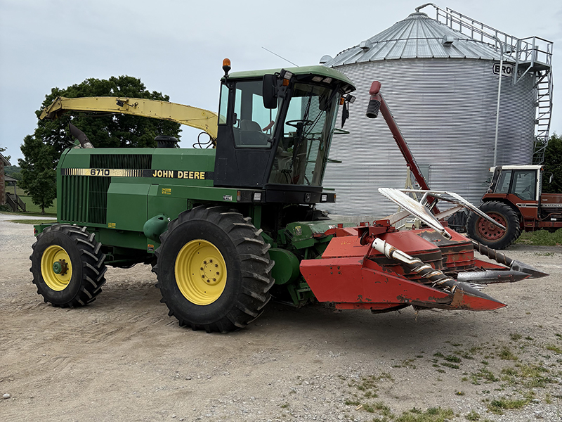 1994 JOHN DEERE 6710 FORAGE HARVESTER