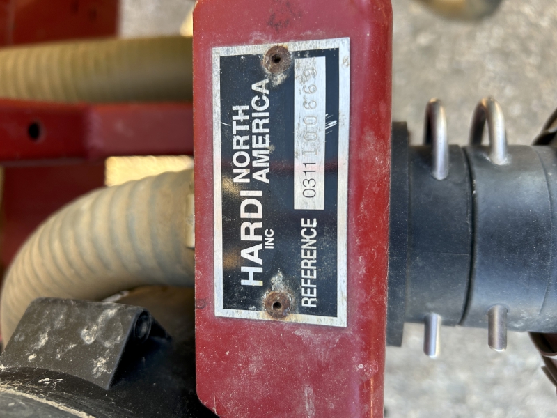 2011 HARDI NAVIGATOR 4000 PULL TYPE SPRAYER