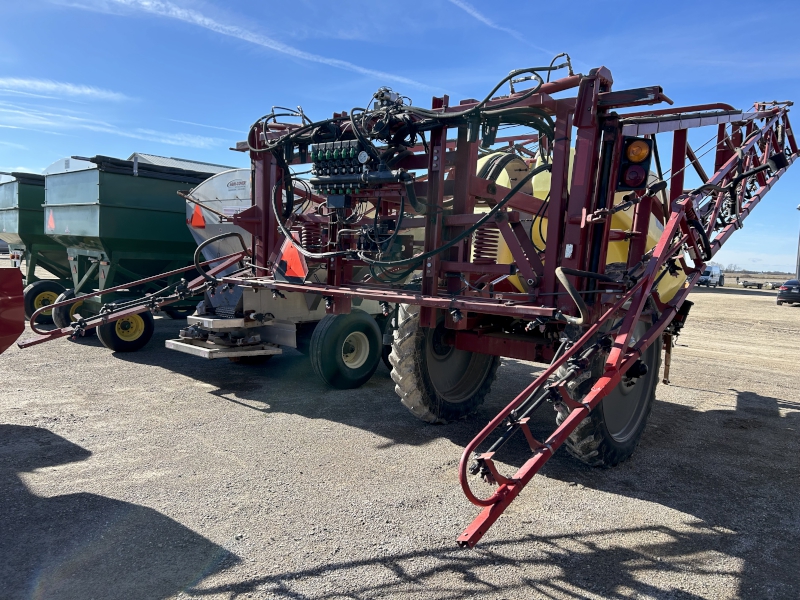 2011 HARDI NAVIGATOR 4000 PULL TYPE SPRAYER