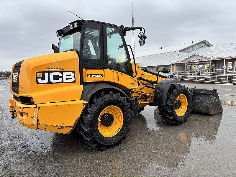 2017 JCB TM320 TELESCOPIC WHEEL LOADER