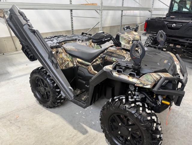 ATV  2022 POLARIS SPORTSMAN 850 ULTIMATE TRAIL ATV Photo